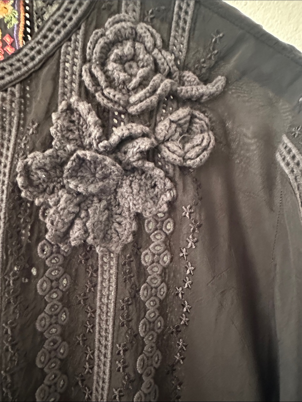 Johnny Was Katya Shirt Black Embroidery Crochet Flowers Flare Button Up sz Med - Picture 5 of 11